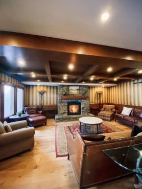 Cozy Ski in or out Solitude Resort